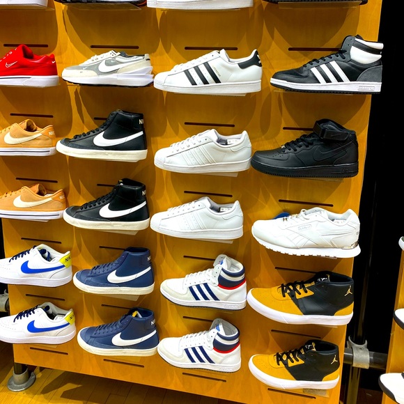 ~Agummadu. Shoe. Department. Store~ (A.S.D.S) - Picture 1 of 1